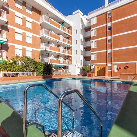 Apartamentos Atlas IV Салоу Екстериор снимка