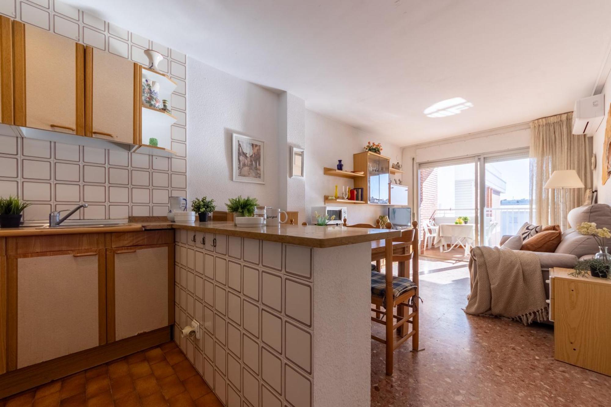 Apartamentos Atlas IV Салоу Екстериор снимка