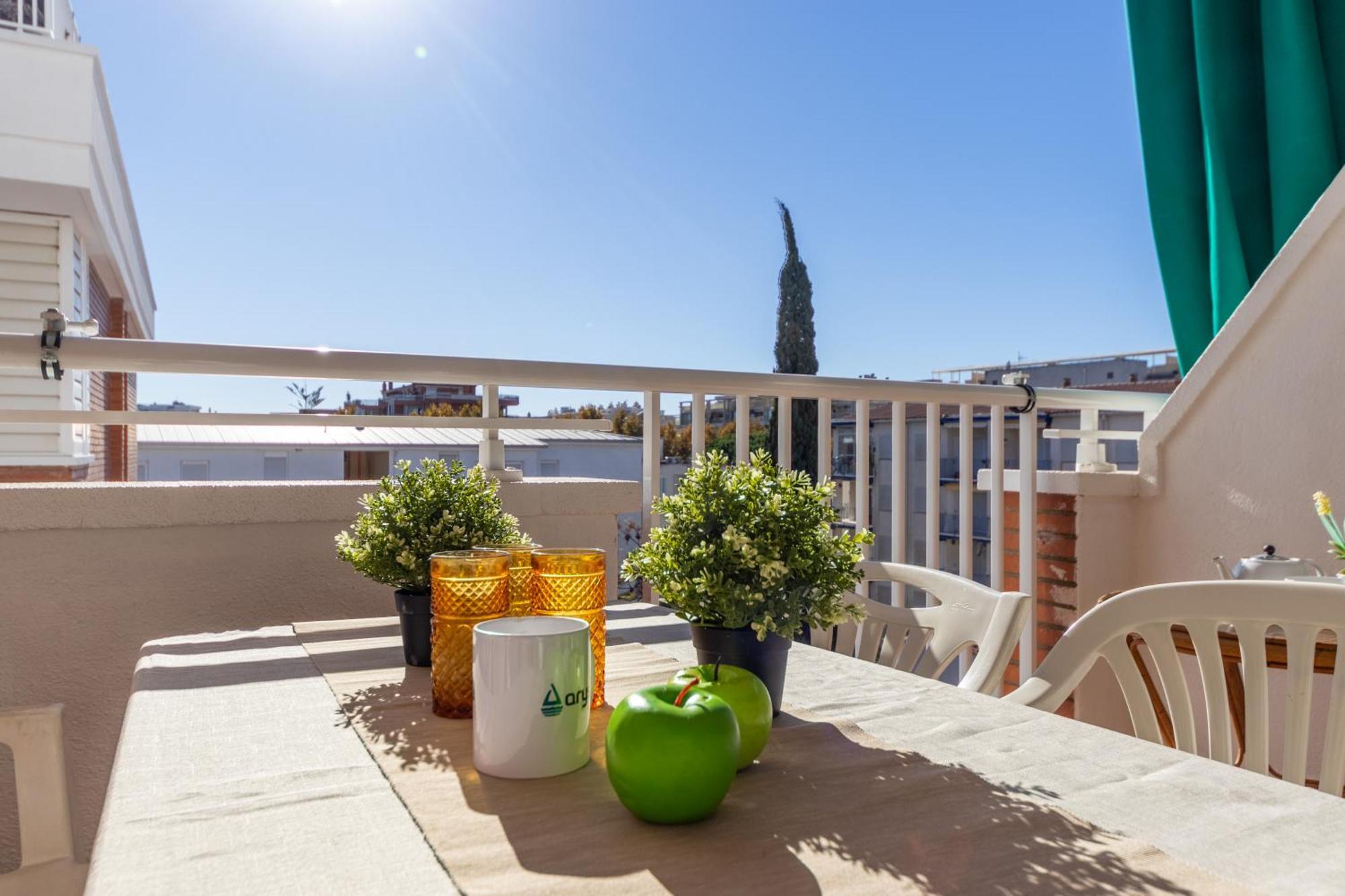 Apartamentos Atlas IV Салоу Екстериор снимка